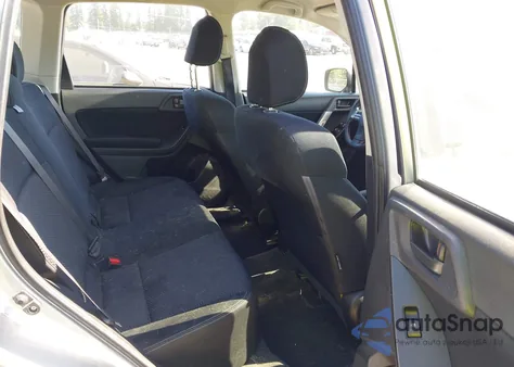 2014 Subaru Forester 2.5I z USA, uszkodzony, nr VIN JF2SJAAC6EH509685